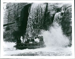 Press Photo Events Opryland Nashville Tn Waterfall Rocks Roller Coaster 8x10