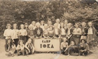Rp: Millmont,  Pennsylvania,  1940s ; Camp Ioka Girl Scouts