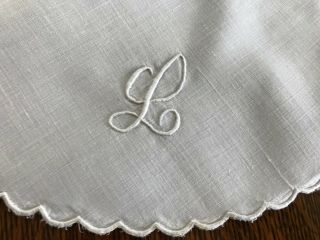 17 " Round Linen Vintage Hand Embroidered L Table Topper Doilie Ready To Use
