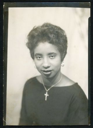 Pretty African American Woman Studio Portrait Vintage Snapshot Photo 1940s