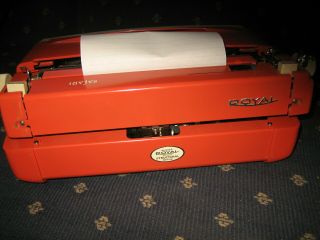ORANGE - RED Royal 1965 Safari Portable Typewriter,  Mid - Century Danish Modern EUC 6