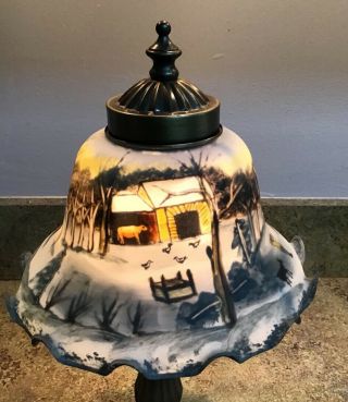 VINTAGE HAND PAINTED ART GLASS LAMP AMERICAN WINTER SCENE CURRIER AND IVES LAMP 3