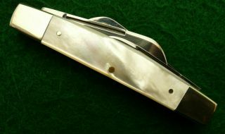 old FRANK BUSTER The CAPTAIN ' S ROOSTER Pearl Congress pattern pocket knife 2