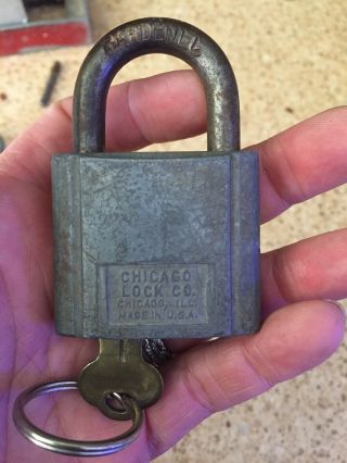 Vintage USN U.  S.  N.  Navy Military Padlock Chicago Lock Co w/ Key 3