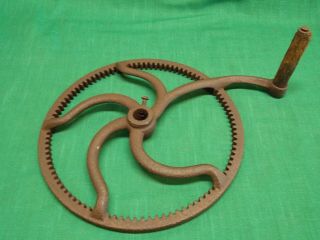 Vintage Rusty Cast Iron Hand Crank Wheel With Spline Cog Teeth.  10 3/8 " O.  D.
