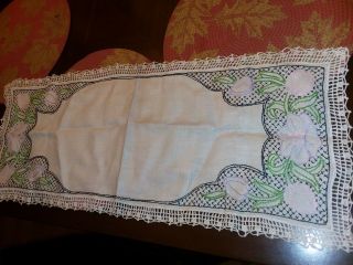 Vintage Table Runner Dresser Scarf Linen Tulips Embroidered W/ Crochet Lace Trim