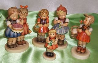Hummel Germany 5 Figurines Happy Birthday & Daisies Don 