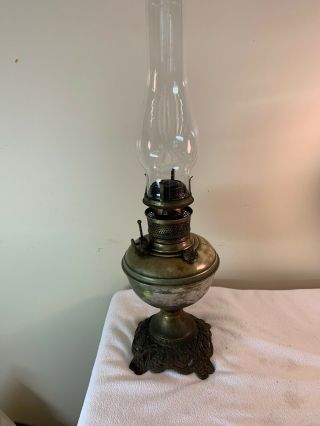 Vintage Royal By P&a Co.  Brass Oil Lamp W/ Hurricane Glass Chimney Usa