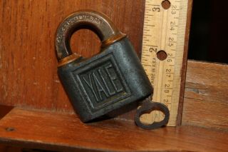 Antique Brass And Steel Yale & Towne Padlock Stamford Connecticut