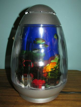 2002 Rabbit Tanaka Aquarium Ocean Tropical Fish Motion Lamp Light Plastic Unique
