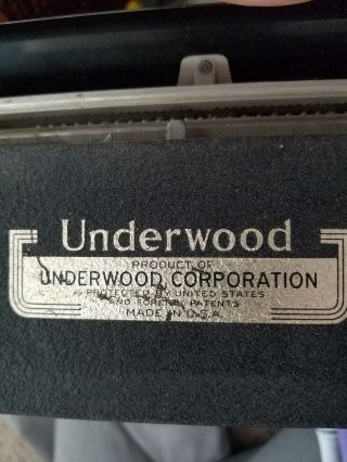 Vintage Underwood Portable Typewriter With Case 5