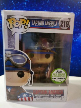 Funko Pop Vinyl Figure Eccc 2017 Captain America 219 With Screen Protector