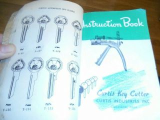 Vintage Curtis Industries Key Code Book 13th Ed Blank Cutting Machine Locksmith 2