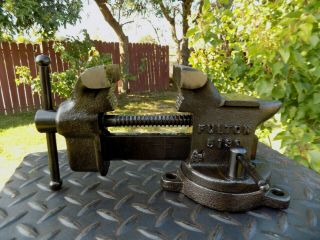Vintage Fulton Anvil Swivel Vise 3  Jaw,  Cast Iron Bench Vice With Pipe Grips