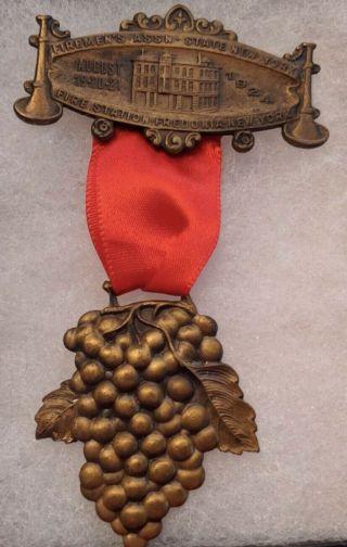 1924 Medal/badge/ribbon Firemen’s Assn York Fire Station Fredonia York