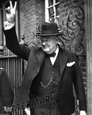 Photograph Of Prime Minister Sir Winston Churchill Year 1943 8x10