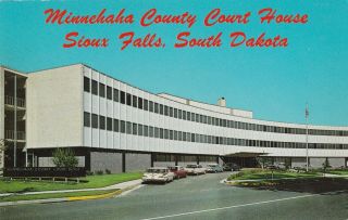 Lam (w) Sioux Falls,  Sd - Minnehaha County Court House - Exterior