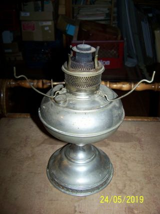 Antique Rayo Oil Lamp Font W/b&h Burner & Spider
