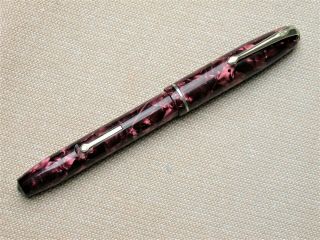 Conway Stewart 75 Fountain Pen In Rose Pearl Marble.