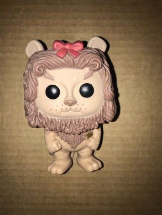 Funko Pop (rare) The Wizard Of Oz The Cowardly Lion 40 Vaulted