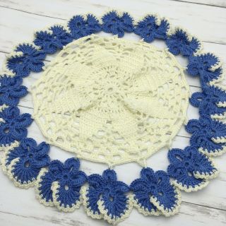 N42 Hand Crocheted Doily White And Blue Floral 21 " Doilies Centerpiece