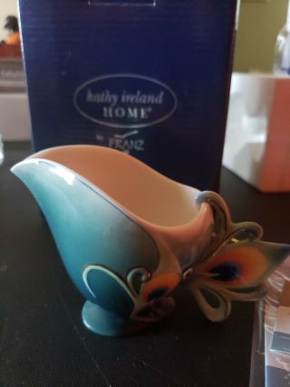 Kathy Ireland Home Franz Luminescence Peacock Design Porcelain Creamer W/box