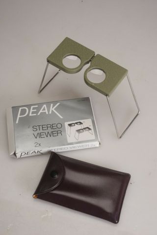 Peak 2x Pocket Stereo Viewer Model 1994 - 2 With Case & Box