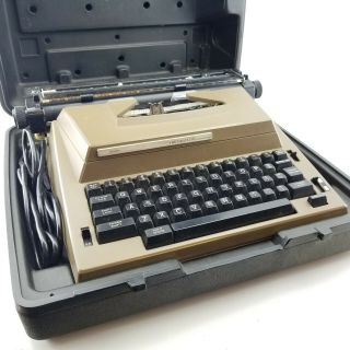 Vtg Sears Electric Typewriter The Graduate With Correction Portable Hard Case
