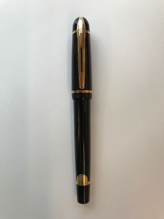 Waterman Phileas Rollerball Pen - Solid Black Gold Trim 49704w