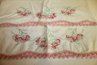 Set Of 2 Vintage Embroidered Pillowcases With Crocheted Edges 33 