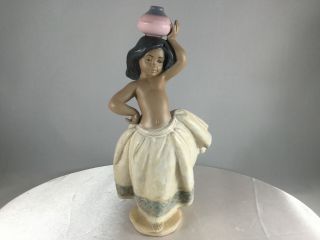 Lladro Gres Porcelain Figurine Little Peasant Girl,  White 2333 Jug On Head