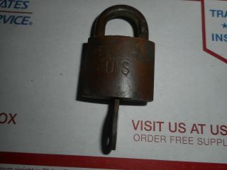 Vintage AMERICAN LOCK CO - U.  S.  Solid Brass Padlock With Key 2