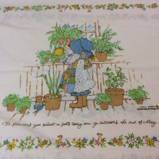Vtg Holly Hobbie Pillowcase Standard Flowers Garden Chores Bonnet Prairie Girl