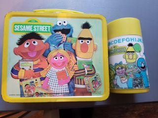 Vintage 1979 Aladdin Sesame Street Metal Lunch Box With Thermos