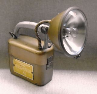 Vintage Hazardous Locations Lamp Teledyne Big Beam 287ex 213f