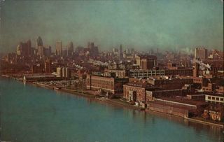 Detroit,  Mi Parke Davis Offices And Laboratories Wayne County Michigan Postcard