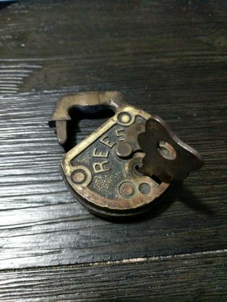 Vintage Antique Old Solid All Brass Reese Lock Co.  Padlock with two keys 4