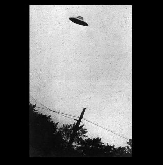 1952 Ufo Flying Saucer Photo Passaic Jersey Space Aliens Daylight Disc