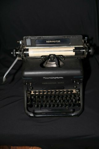 Vintage Remington Rand Typewriter Standard Model No.  17,  1946 Black Keys