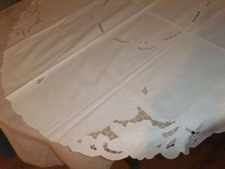 Tablecloth Vintage Round White Linen With Cut Work & Scallop Edge.  67tc