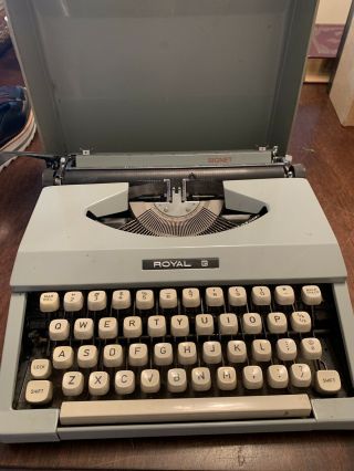 Vintage Signet Typewriter,  Case,  Portable,  Made In Japan 1058041