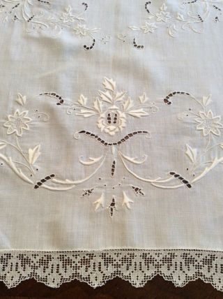 Vintage Linen Tablecloth Cut Work,  Satin Stitch Embroidery,  Filet Inserts & Trim 3