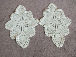 Handmade Crocheted Doily Table Linen Set 2 Light Ecru 11 X 7 " Wow