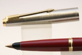 Vintage Parker 45 Classic Medium Fountain Pen,  Burgundy With Gold Plated Trim