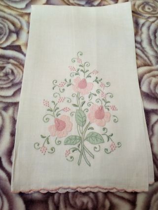 Madeira Embroiderd & Applique White Linen Hand Towel 21 X 14 "