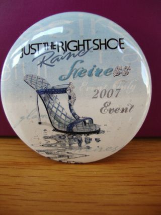 Just The Right Shoe - Heiress,  2007 Event exclusive with 2007 Event pin/badge 6