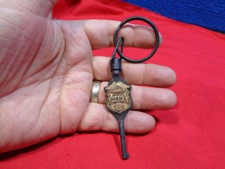 Harley Davidson Police 1 Handcuff Key Key Ring 90 Years Motorcycle 31