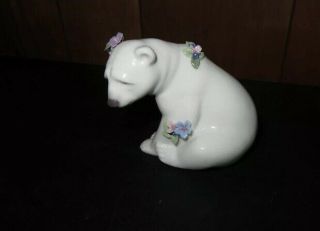 Lladro 6356 Polar Bear Seated With Flowers - Very Rare