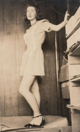 Vintage Photo Sexy Pretty Girl Posing Short Dress Skirt Pin Up