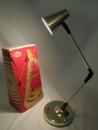 Vintage Gold Toned Articulated Mid Century Modern Machine Age Desk Lamp Light